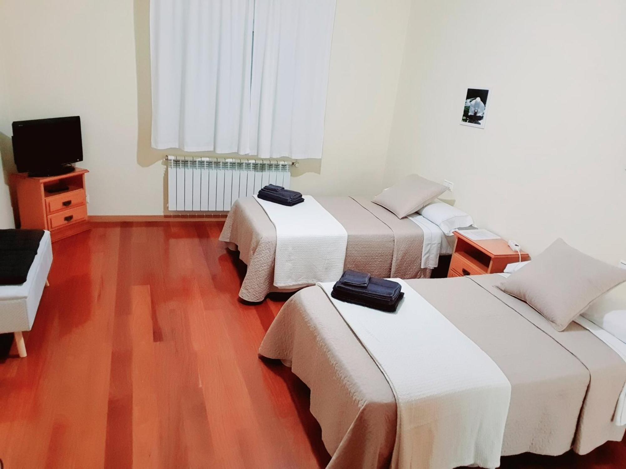 Estrella Do Camino Hotel Caldas De Reis Room photo